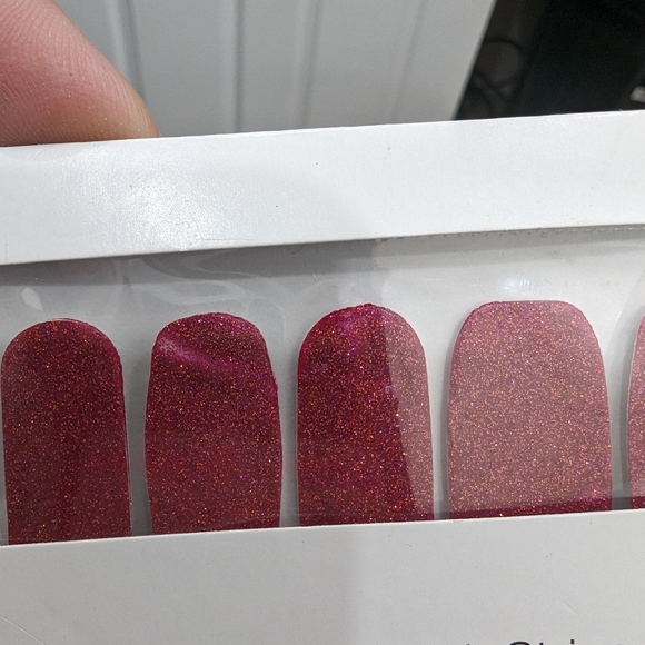 3 unopened colorstreet strips - Picture 6 of 8